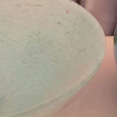 Lot 171: Glass Bowl & Ceramic Vase