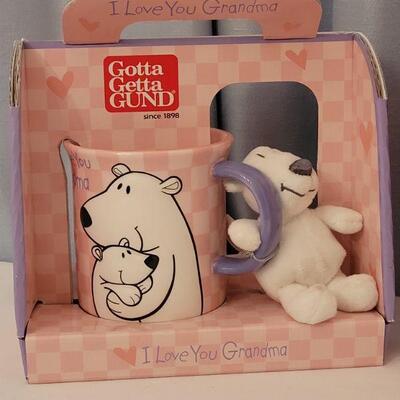 Lot 177: NEW I Love Grandma Coffee Cup and Recordable Album