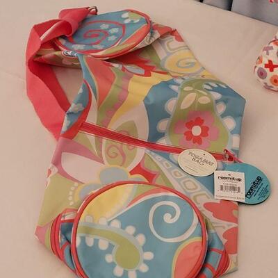 Lot 180: NEW Yoga Mat Bag and Floppy Snoopy