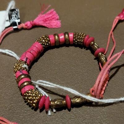 Lot 211: NEW (2) Bracelets 