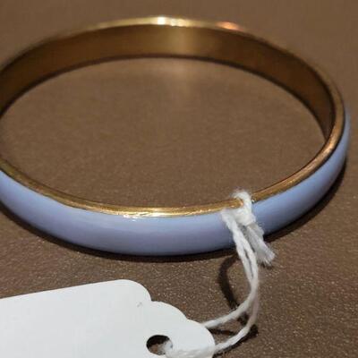 Loot 212: NEW Interchangeable Ring size 10 and Bangle Bracelet 