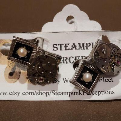 Lot 215: NEW Artist Made Steampunk Cufflinks 
