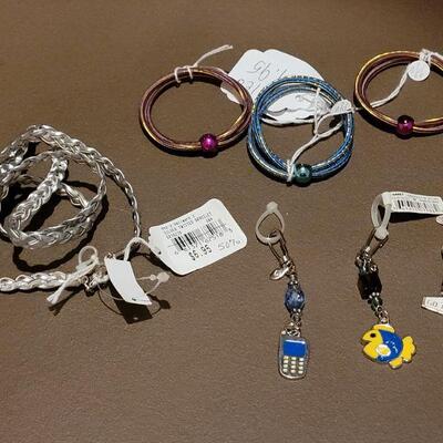 Lot 216: NEW Charm Pulls, Hair Ties & Bracelet