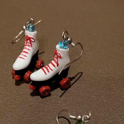 Lot 218: NEW Earring Lot (3)