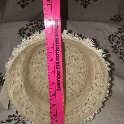 Vintage Off White Pill Box Hat