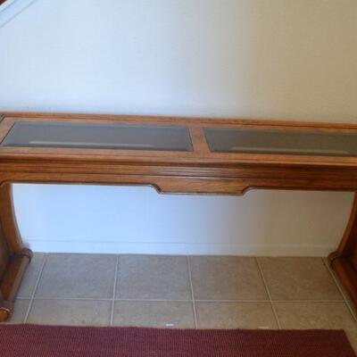 LOT 1 WOOD AND GLASS ENTRY TABLE