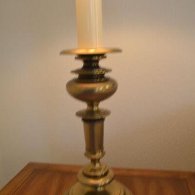 LOT 12 BRASS TABLE LAMP