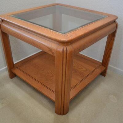 LOT 124 OAK AND GLASS END TABLE
