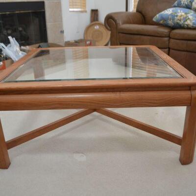 LOT 125 GLASSS AND OAK COFFEE TABLE