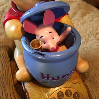 Disney Winnie The Pooh Vintage Phone 12â€. LOT 31