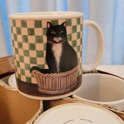 Lot 4: New Set of 4 SAKURA Country Kittens Coffee Hot Cocoa Mugs