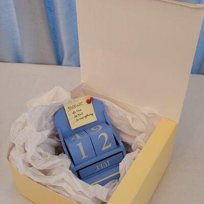 Lot 6: New HALLMARK Adjustable TO-DO List Calendar