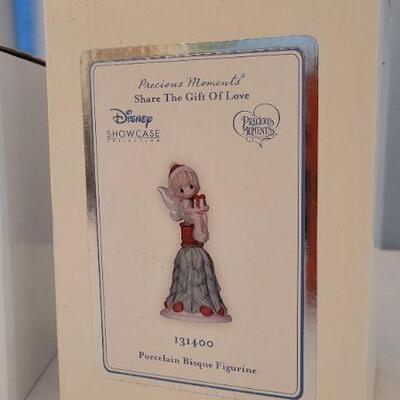 Lot 7: (2) Vintage Retired PRECIOUS MOMENTS Collectibles