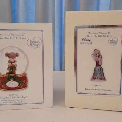 Lot 7: (2) Vintage Retired PRECIOUS MOMENTS Collectibles