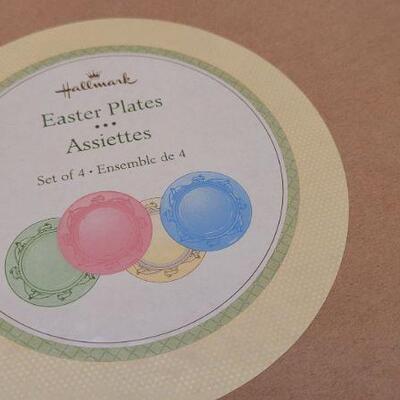 Lot 9: New Set of 4 HALLMARK Colored Easter Dessert Plates