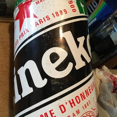 HEINEKEN Beer Advertising Blanket and Tin LOT 47
