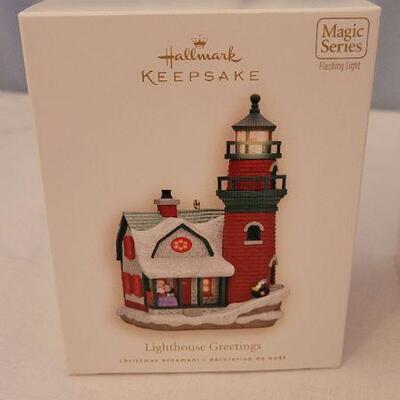 Lot 23: Assorted NEW HALLMARK Christmas Ornaments 