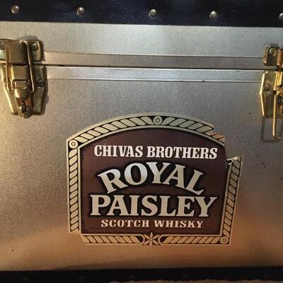 ROYAL PAISLEY Promo Trunk Store Display. LOT 51