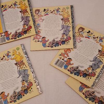 Lot 34: Assorted Vintage Unsigned LITTLE GOLDEN BOOKS
