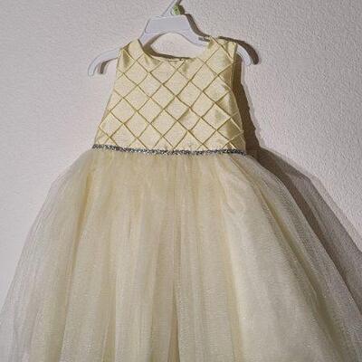 Lot 45: New Size 4 Children's Yellow Dress 