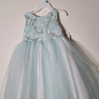 Lot 46: (5) New Children's Size 5 Blue Dress