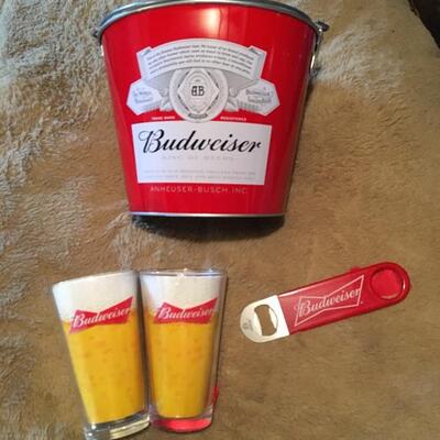 BUDWEISER Promo Bucket, Glasses and Opener LOT 52