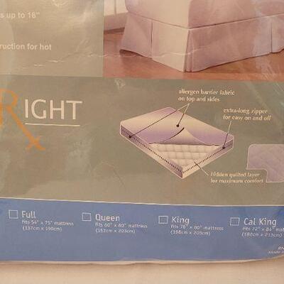 Lot 53: New REST RIGHT Twin Size Allergy Relief Mattress Pad