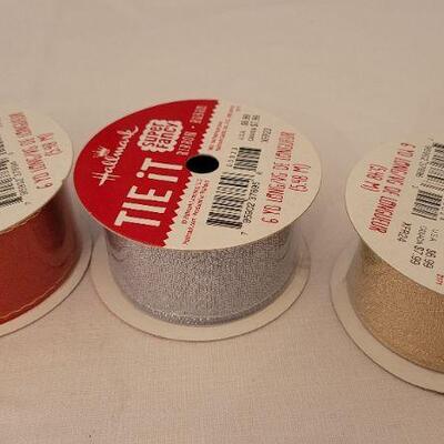 Lot 71: (5) Assorted NEW HALLMARK Ribbon