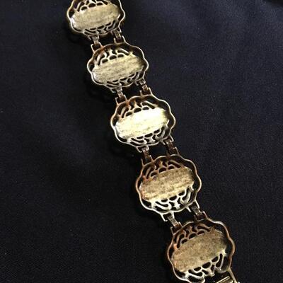 Vintage Bumble Bee 8â€ Designer Bracelet. LOT 65