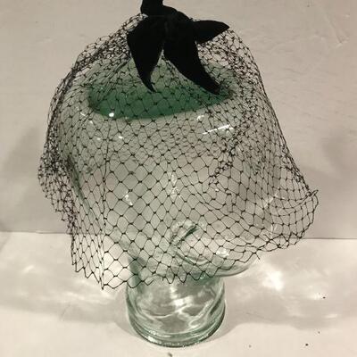 Vintage  Head / Hat Veil