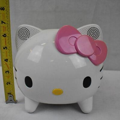 Hello Kitty Speaker for Older iPod/iPhone. Appears to work
