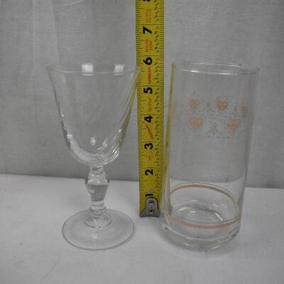 12 pc Glassware: 3 Water Bottles, 3 Mugs, 3 Water Glasses, 3 Dessert Cups