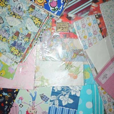 GIFT WRAPPING