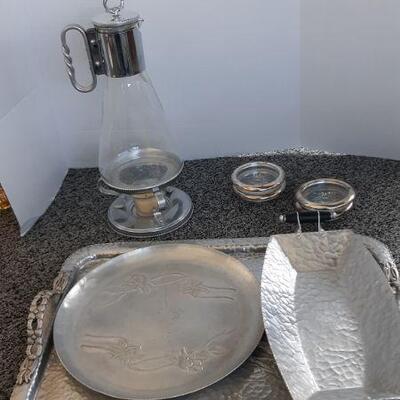 SERVING ITEMS