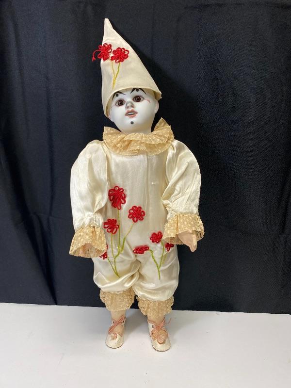 Antique ETIENNE DENAMUR French Bisque Clown Doll E6D Depose France