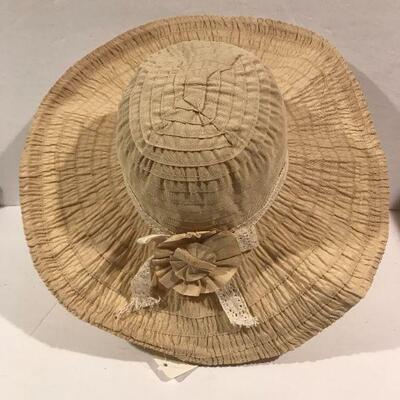 Vintage Milani Sun bonnet Style Hat