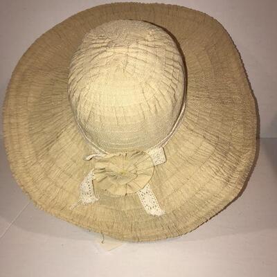 Vintage Milani Sun bonnet Style Hat