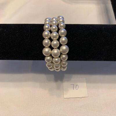 #70 Bracelet: Pearl