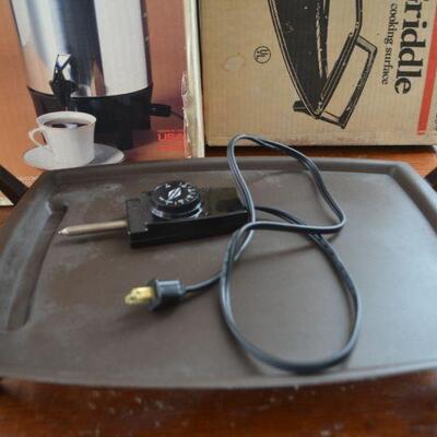 LOT 186 WESTBEND COFFE POT AND ELECTRIC GRIDDLE