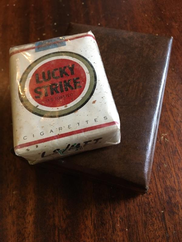 Ronson Electronic 7 Vintage Gold Lighter with Lucky Strike
