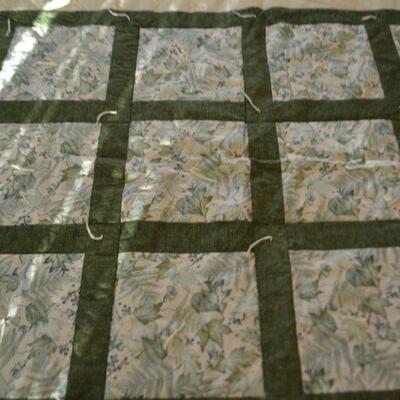 LOT 303 HOME MADE QUILT