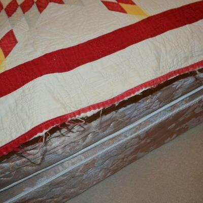 LOT 308 HOME MADE QUILT