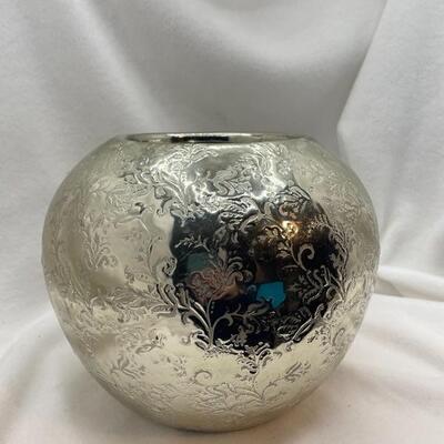 Lot #35  Reflective Vase
