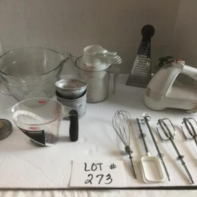 B - 273 Sunbeam Electric Hand Mixer & Kitchen Measuring Tools
