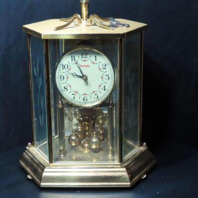 Kundo mantle clock