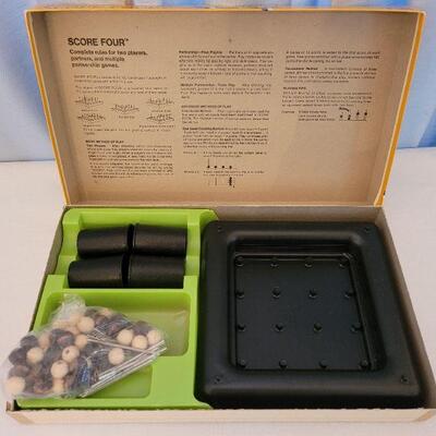 Lot 79: Vintage Score Four Game