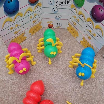 Lot 81: Vintage Candy Land and Cootie Game