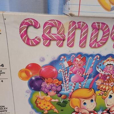 Lot 81: Vintage Candy Land and Cootie Game