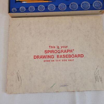 Lot 83: Vintage Spirograph