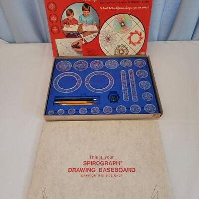 Lot 83: Vintage Spirograph